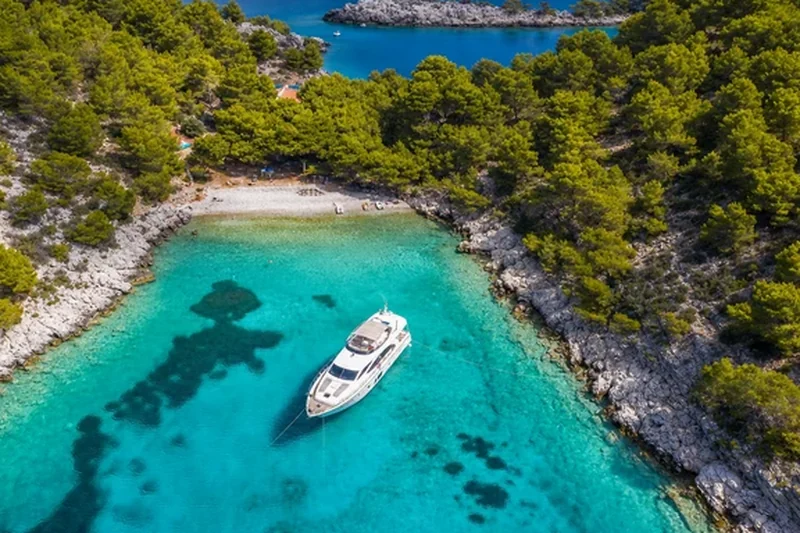 Day 1: Split boarding and Šolta anchorage — Routes